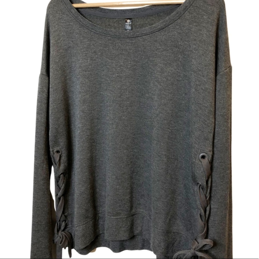 NWT 90 Degree Womens Dark Gray Lace Up Side Crew Neck Long Sleeve Sweatshirt Top - Picture 3 of 16